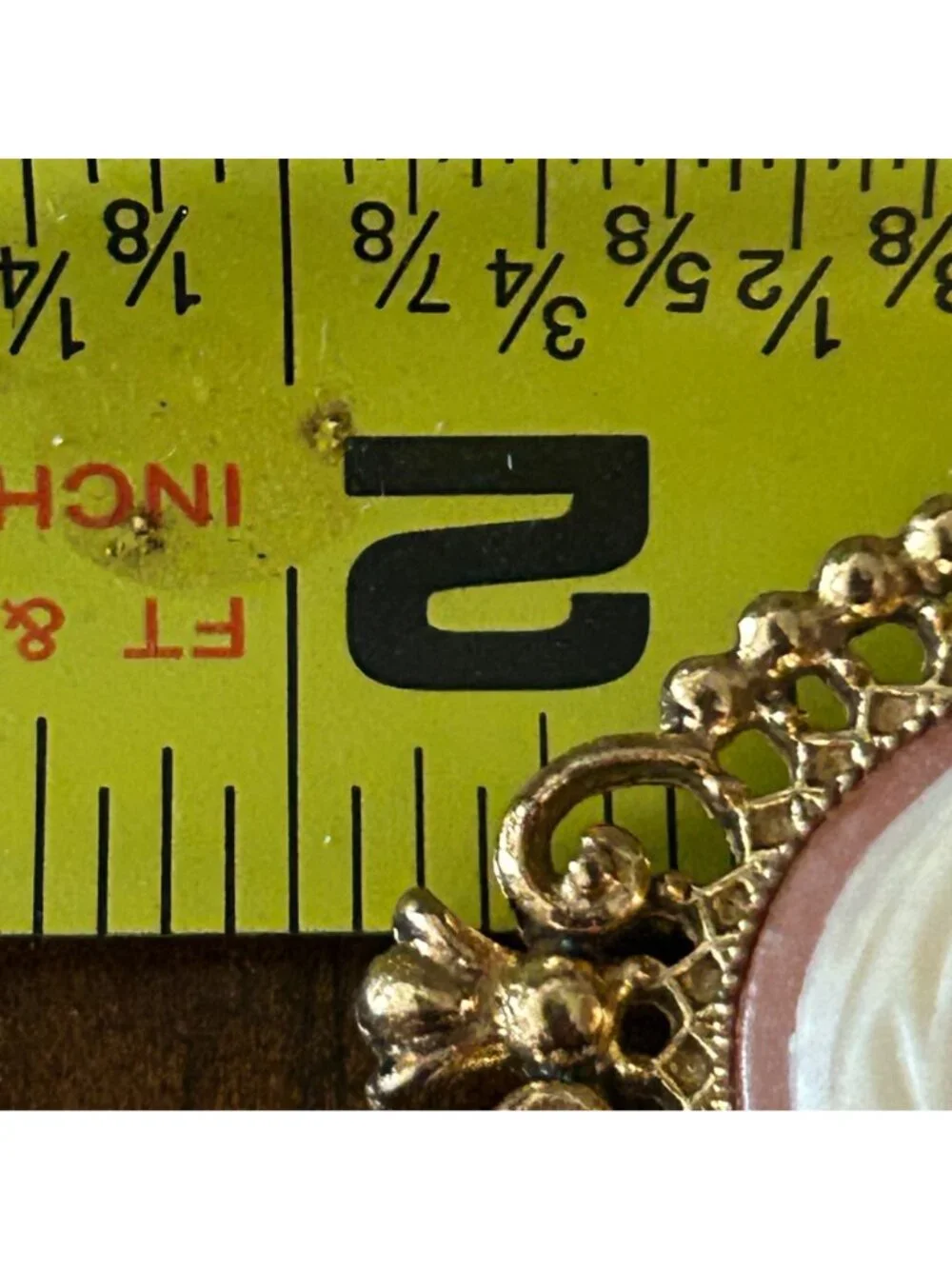 Avon this brooch